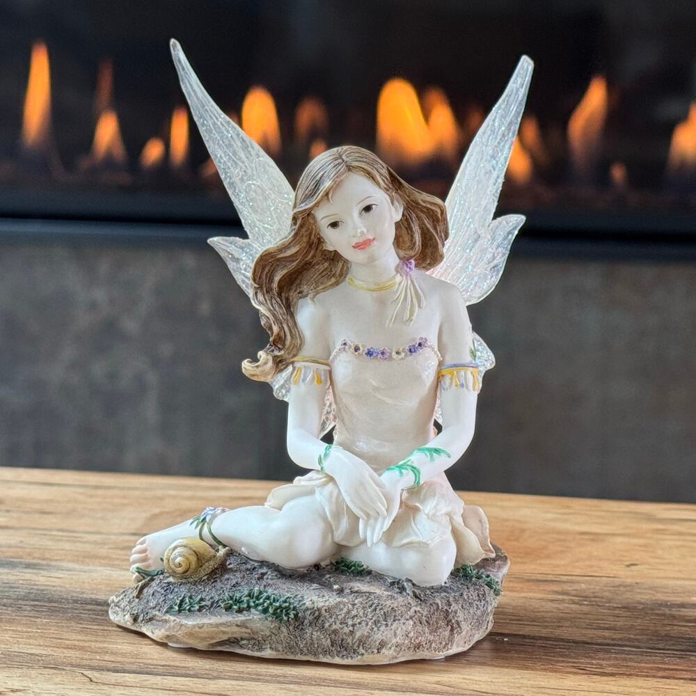 Faerie Glen Terratyme FG812 Fairy Snail Figurine 2002 Munro 4.75" Wing Chip